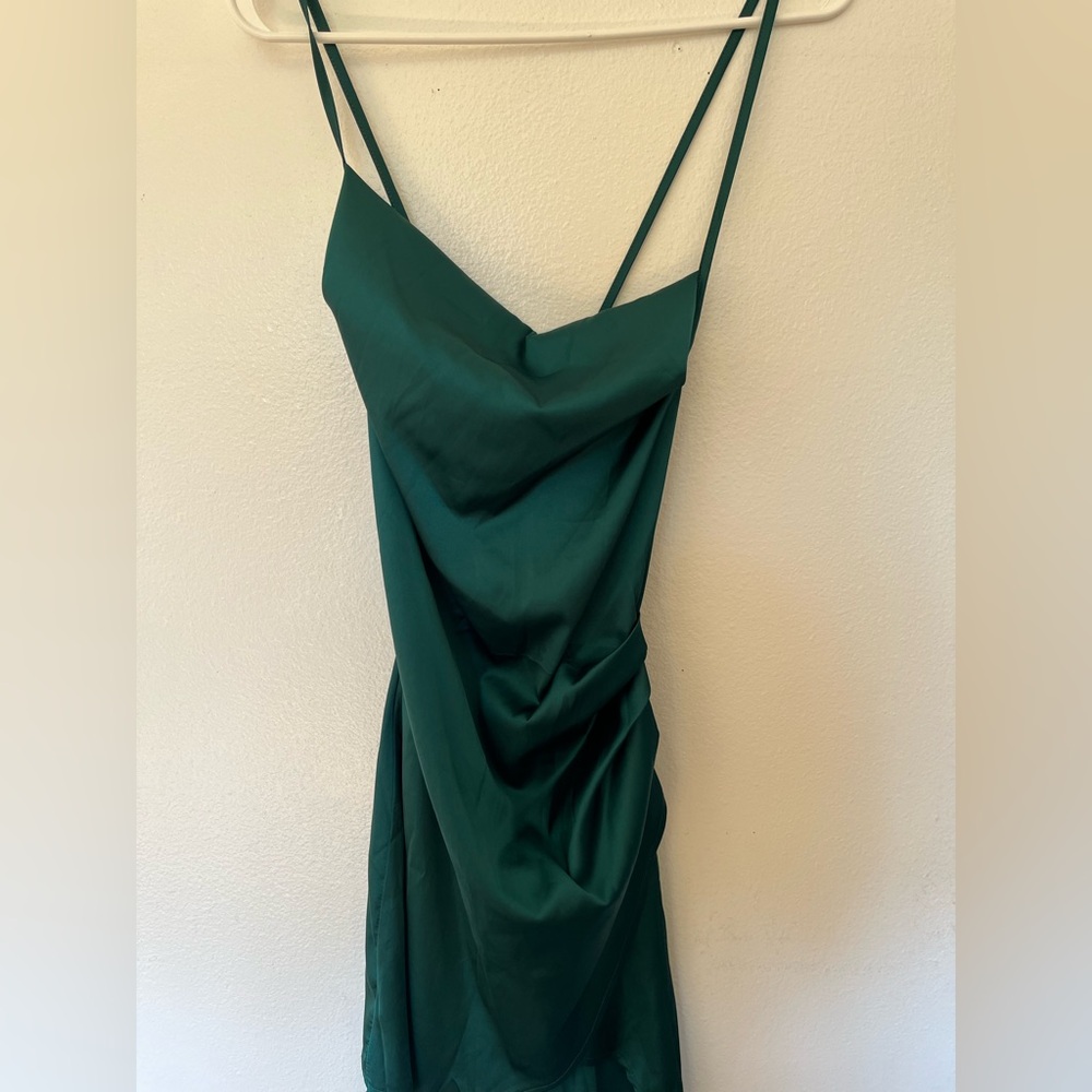 Green Spaghetti Short Strap Dress